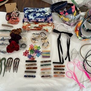 5 for $25 Multicolor Hair Accessories Set